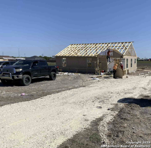 Details for 450 County Road 679, Natalia, TX 78059