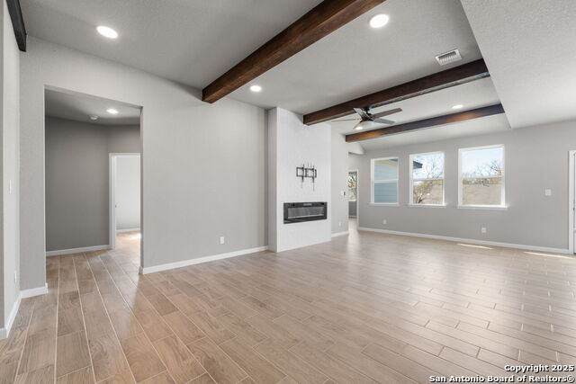 Image 6 of 27 For 9915 Alta Loma Cir