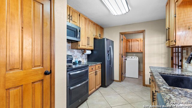 Image 11 of 33 For 1345 Fm 471  