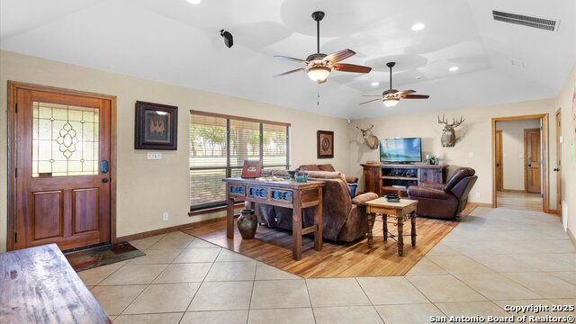 Image 6 of 33 For 1345 Fm 471  