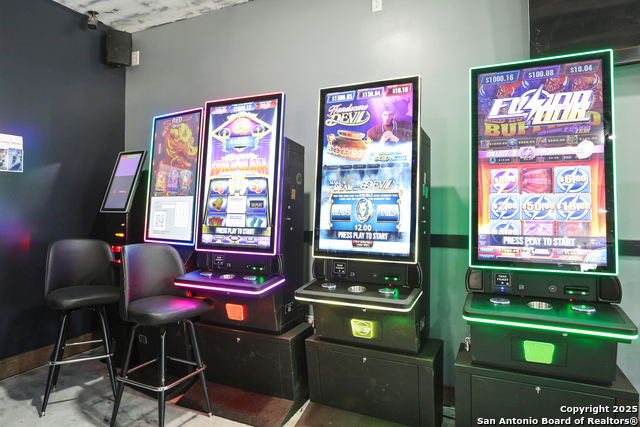 Image 25 of 30 For 734 Cantrell