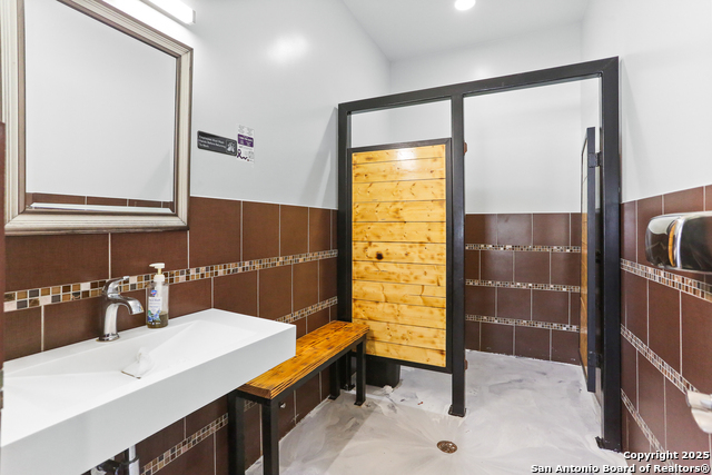 Image 26 of 30 For 734 Cantrell