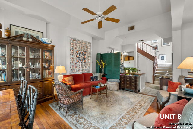Image 11 of 31 For 516 Guenther St E