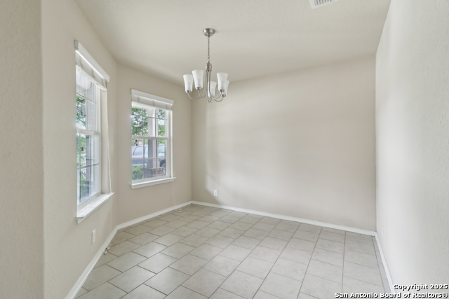Image 13 of 44 For 8918 Addison Ridge