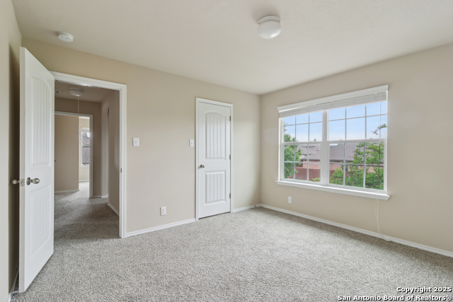 Image 34 of 44 For 8918 Addison Ridge