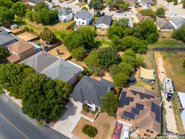 Image 34 of 40 For 2911 Quiet Plain Dr
