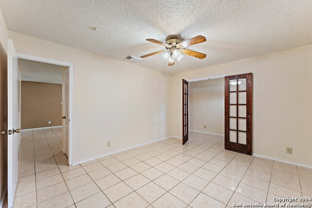 Image 4 of 40 For 2911 Quiet Plain Dr