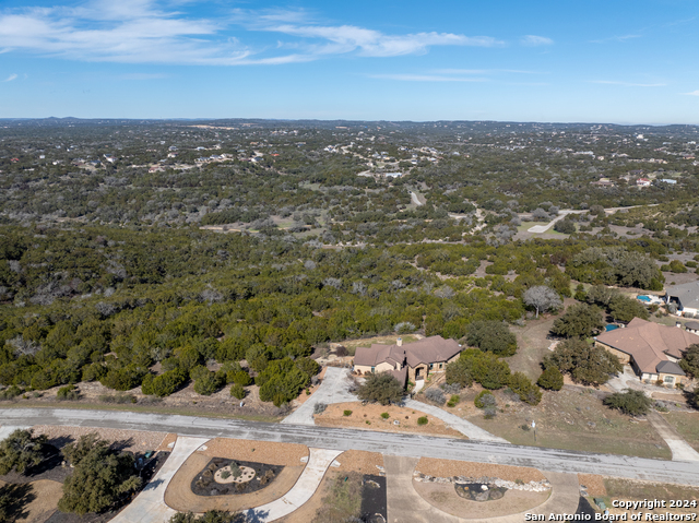 Image 25 of 40 For 220 River Ridge