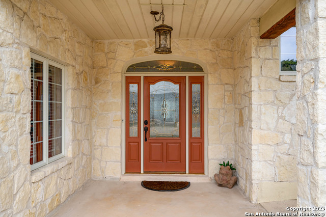 Image 13 of 43 For 275 Lookout Dr