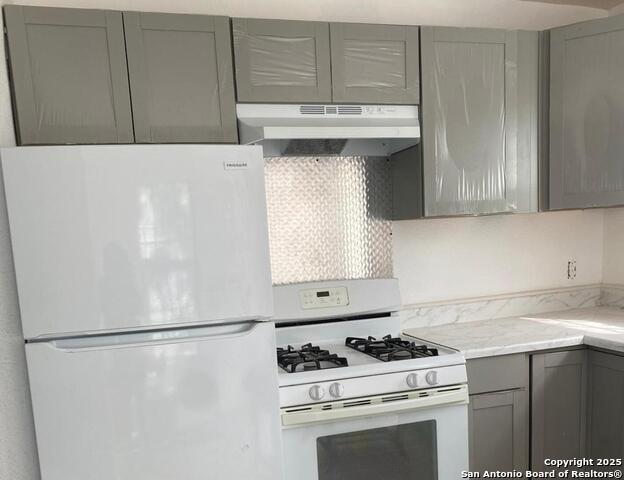 Listing photo id 1 for 2506 Mulberry Ave W