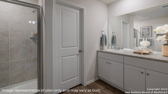 Image 16 of 32 For 3038 Lindenwood Way