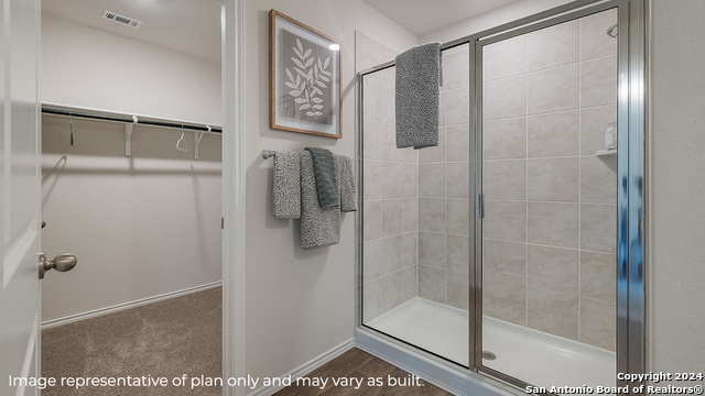Image 18 of 32 For 3038 Lindenwood Way