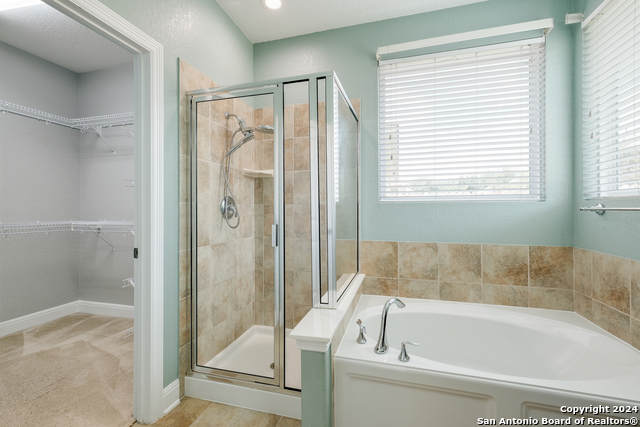 Image 15 of 29 For 12535 Quarter J