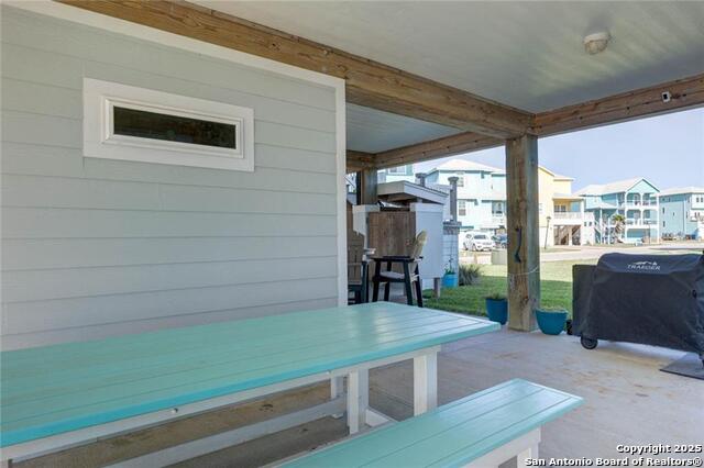 Listing photo id 23 for 162 La Concha