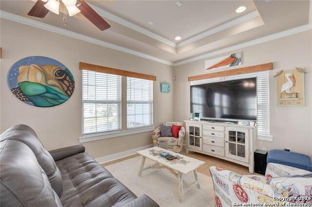 Listing photo id 5 for 162 La Concha
