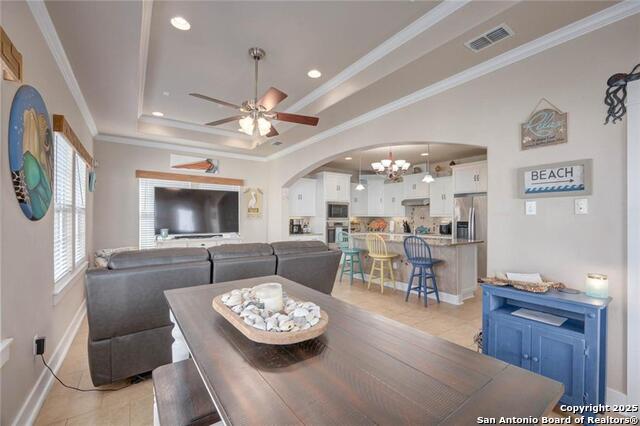 Listing photo id 7 for 162 La Concha