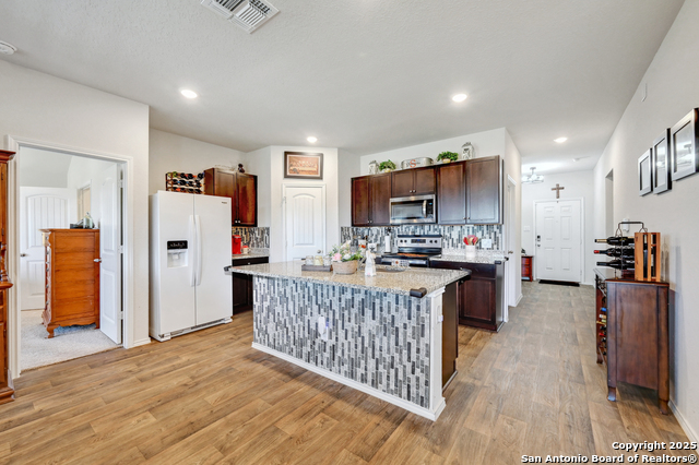 Image 12 of 31 For 480 Desert Willow