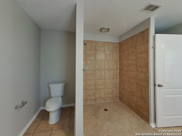 Image 11 of 14 For 9123 Beech  