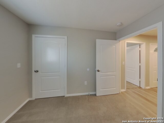 Image 4 of 14 For 9123 Beech  