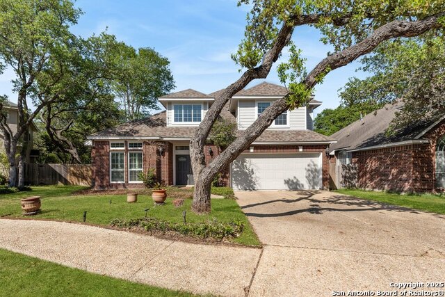 Image 2 of 65 For 2047 Thicket Trail Dr