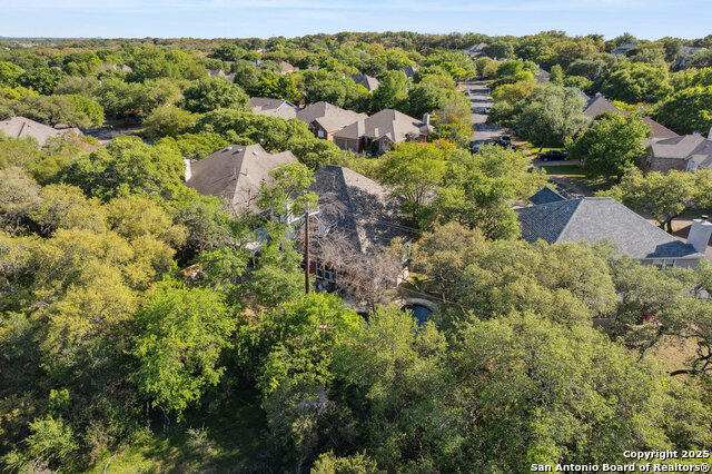 Image 60 of 65 For 2047 Thicket Trail Dr