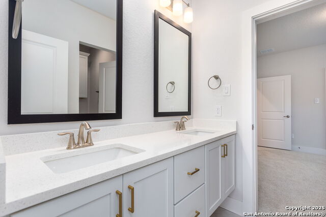 Image 7 of 40 For 558 Mcmonigal Pl