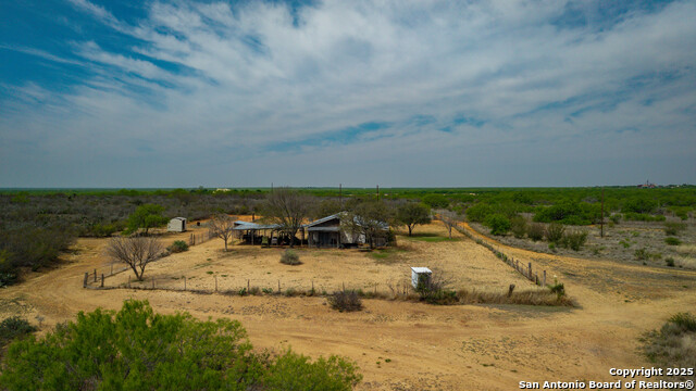 Listing photo id 30 for 5001 Fm 1407