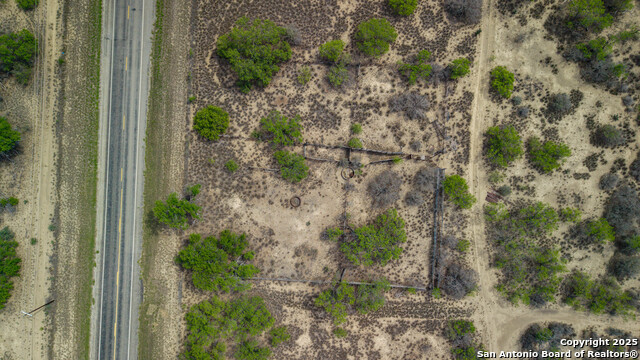 Listing photo id 40 for 5001 Fm 1407