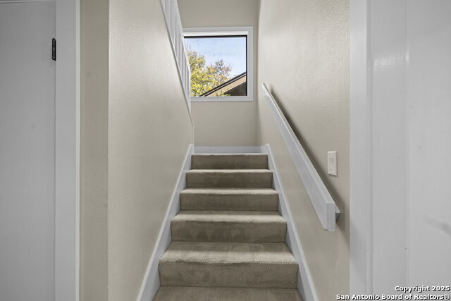 Image 11 of 61 For 16711 Canyon Ledge