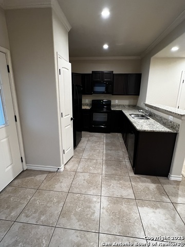 Image 4 of 11 For 6003 Karly Way  101