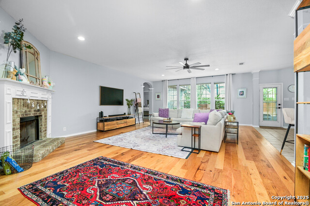 Image 8 of 29 For 16718 Stones Throw