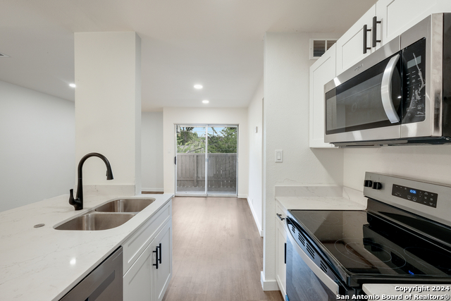 Image 9 of 17 For 340 Montclair St  202