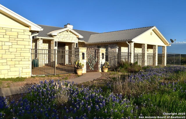 Image 10 of 62 For 256 Persimmon Point