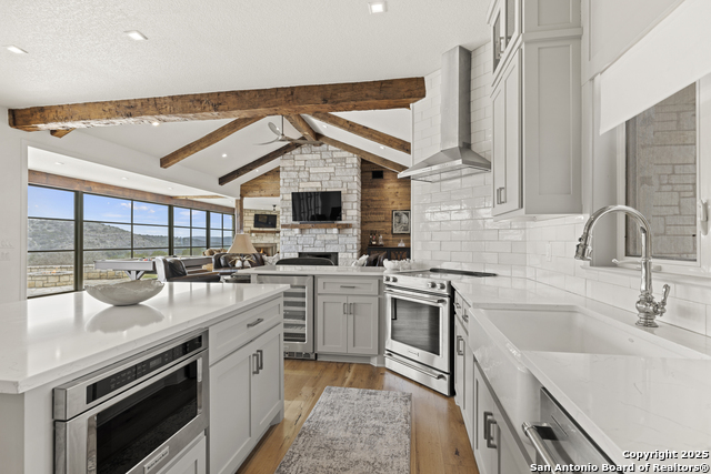 Image 18 of 62 For 256 Persimmon Point