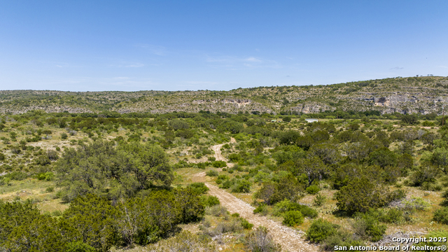 Image 34 of 62 For 256 Persimmon Point