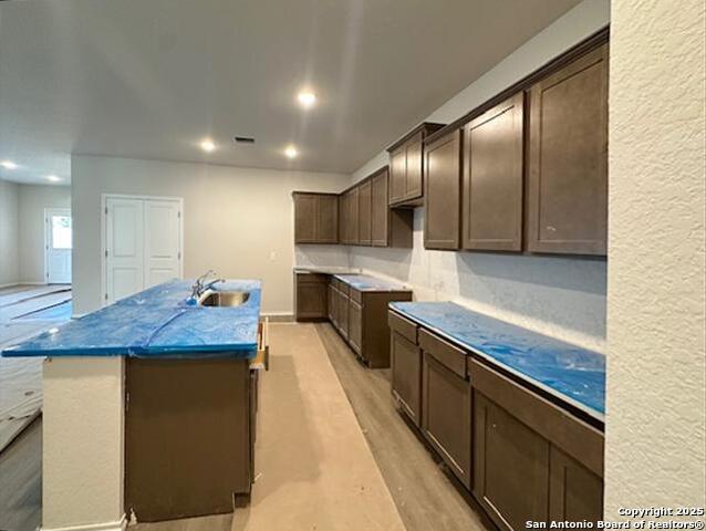 Listing photo id 8 for 13742 Birch Crossing