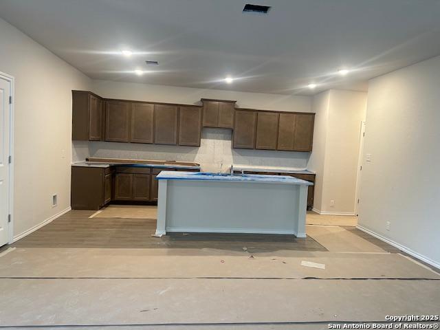Listing photo id 6 for 13742 Birch Crossing