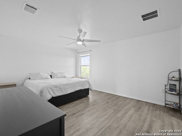 Image 15 of 30 For 603 Vermilion