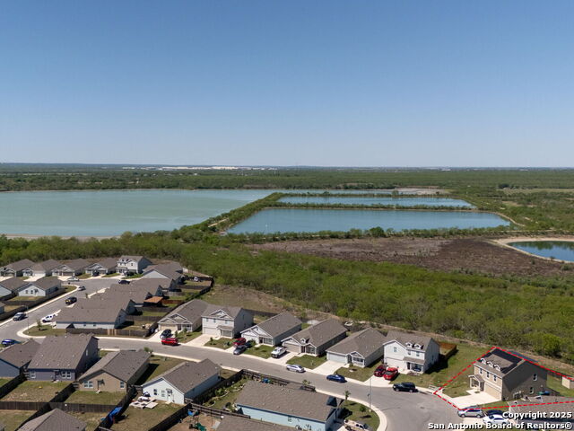 Image 25 of 30 For 603 Vermilion