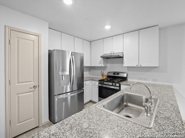 Image 8 of 30 For 603 Vermilion