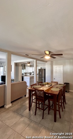 Image 3 of 16 For 1504 Bowie Street E