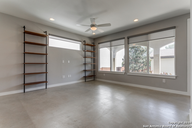 Image 11 of 25 For 432 Olmos E