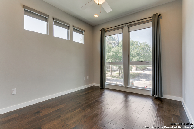 Image 17 of 25 For 432 Olmos E