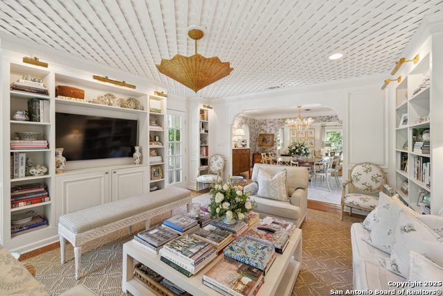 Listing photo id 15 for 643 Terrell Rd