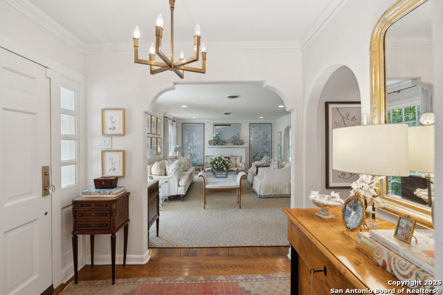 Listing photo id 1 for 643 Terrell Rd