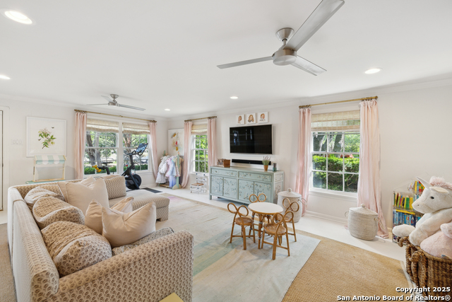 Listing photo id 40 for 643 Terrell Rd