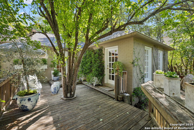 Listing photo id 49 for 643 Terrell Rd