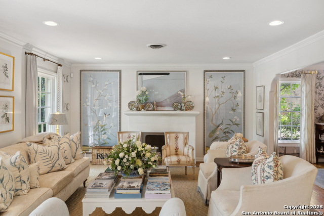Listing photo id 4 for 643 Terrell Rd
