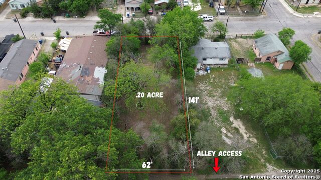 Image 2 of 15 For 833 Gladstone