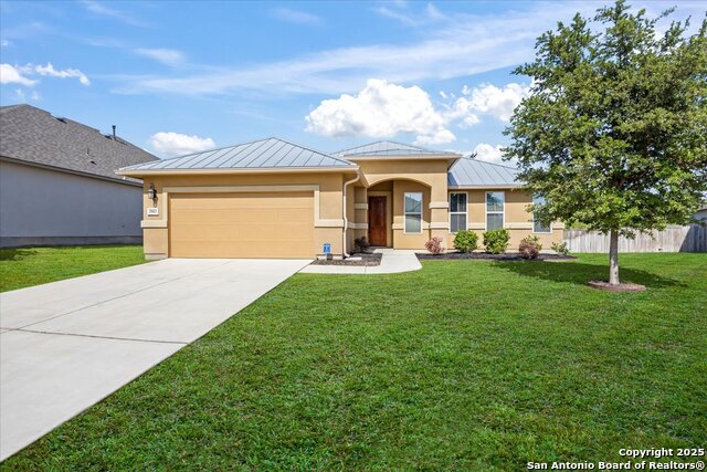 Listing photo id 0 for 3903 Brazos Bend